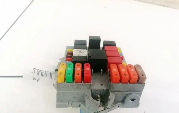Alfa Romeo 159 Fuse box set A223 50504434