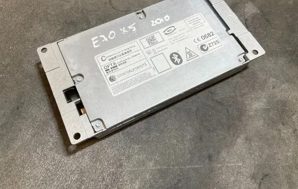 BMW X5 E70 Bluetooth control unit module 9224674 10099110 AB608043