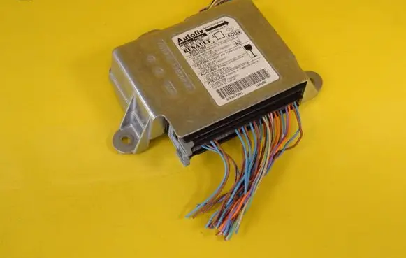 Renault Scenic II - Grand scenic II Airbag control unit/module 8200411954B 8200411954--B