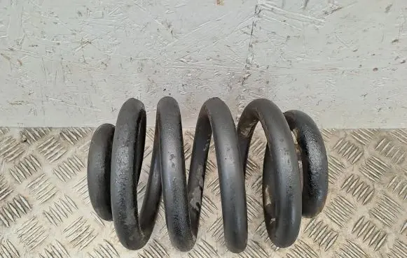 Volkswagen Transporter - Caravelle T5 Rear coil spring