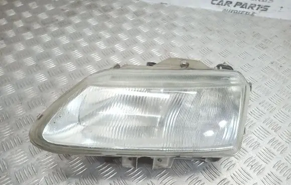 Renault Laguna I Headlight/headlamp