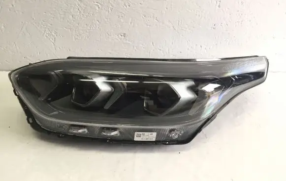 Hyundai Trajet Headlight/headlamp 92101