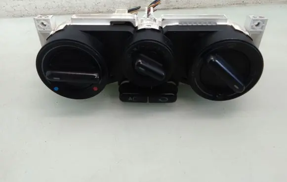 Volkswagen New Beetle Climate control unit