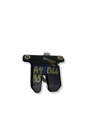 Audi A4 S4 B5 8D Tailgate/trunk/boot lock/catch/latch 8D5827505