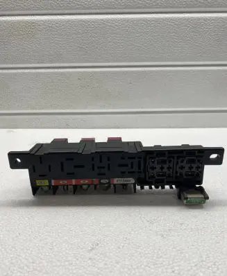 Volkswagen Golf IV Fuse box set 8L0941822
