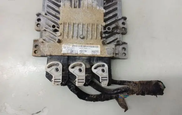 Ford S-MAX Engine control unit/module 6G9112A650