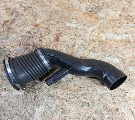 BMW X3 E83 Intercooler hose/pipe 3420246 13713420246 3417630