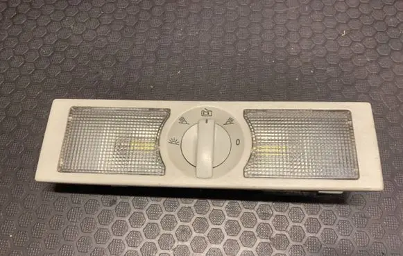 Volkswagen Touran I Rear seat light 0886400