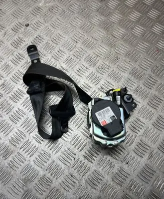 Volvo V40 Front seatbelt 619857300 R2302L 0589P10021