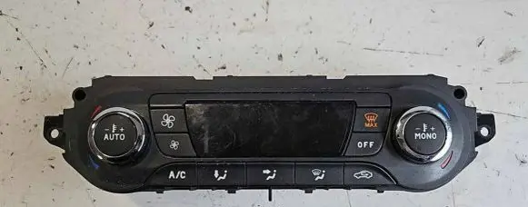 Ford Focus Climate control unit 7M5T18C612AJ WB1A44685