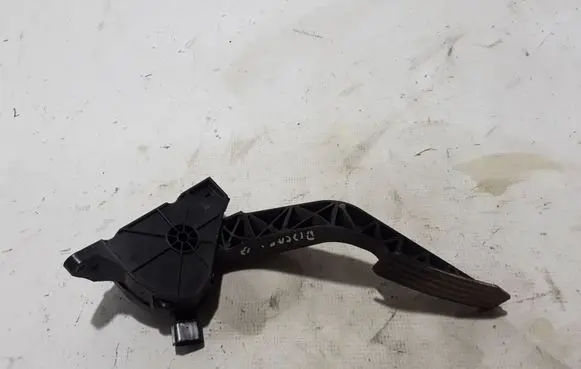 Land Rover Discovery Sport Accelerator throttle pedal FK729F836DB