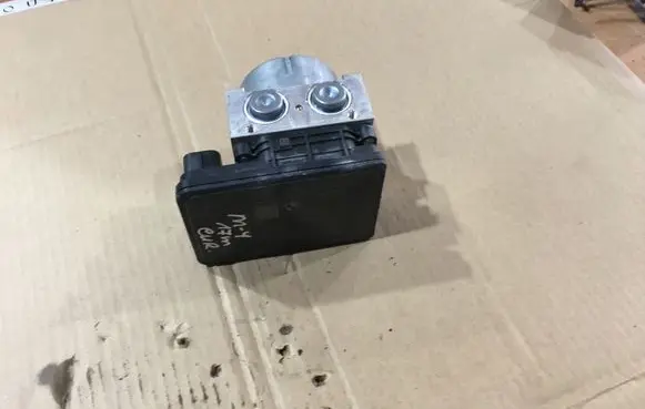 BMW M4 F82 F83 ABS Pump 7851298