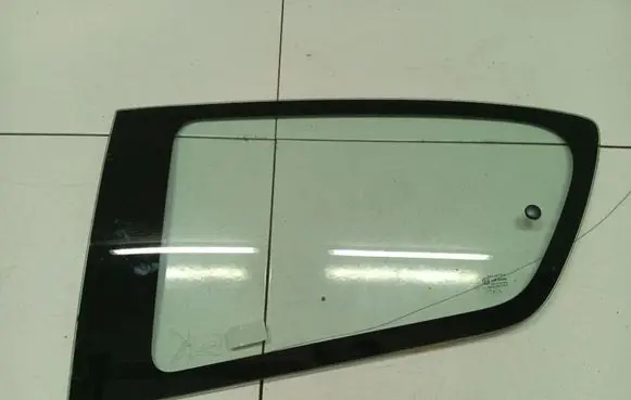 Toyota Aygo AB10 Rear side window As2