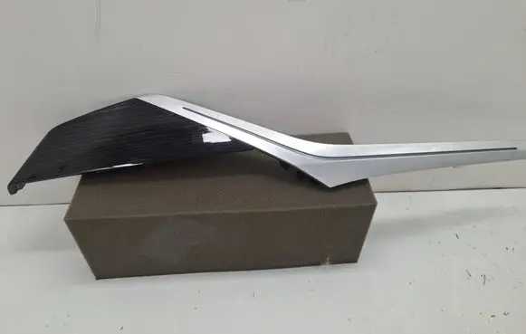 BMW X7 G07 Rear door card trim 5570500 0090499 16901100