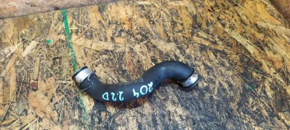 Mercedes-Benz C W204 Engine coolant pipe/hose A2045011682