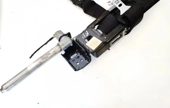 Volvo S40 Front seatbelt 6231489120