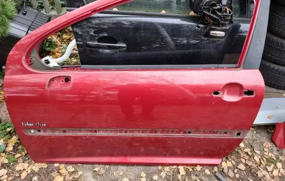 Peugeot 207 Door (2 Door Coupe) 11111111