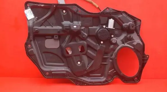 Mazda 3 II Front door window regulator with motor K4057