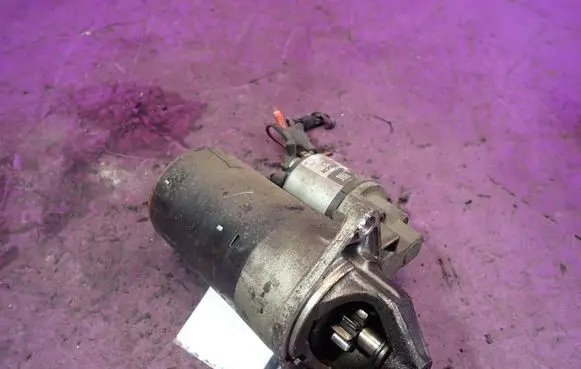 Opel Corsa C Starter motor 