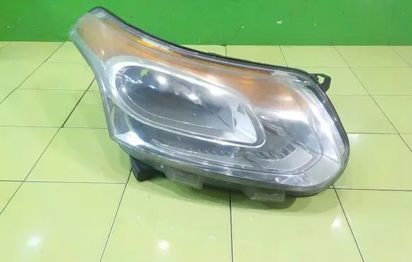 Citroen C3 Picasso Headlight/headlamp PRZOD
