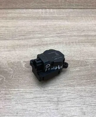 Ford Focus C-MAX Air flap motor/actuator 3M5H19E616AB EAD251