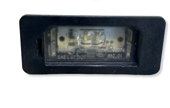 BMW 4 F32 F33 Number plate light 7193293 181830808A
