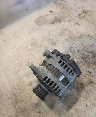 Audi A3 S3 8L Generator/alternator 03G903023