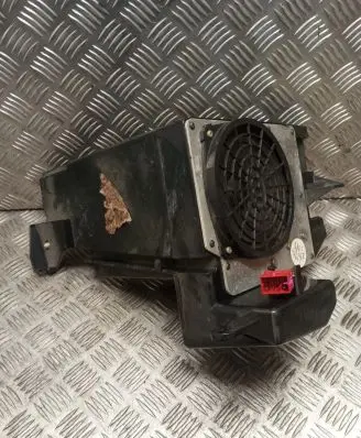Audi A3 S3 8L Subwoofer speaker 8L0035381G