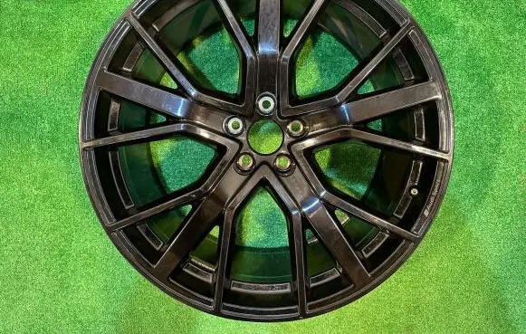 Audi e-tron R21 alloy rim 