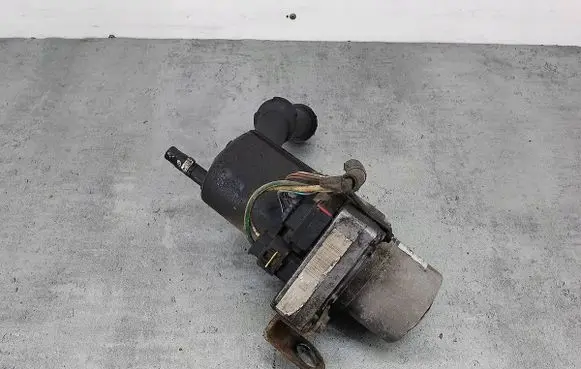 Citroen C4 I Power steering pump