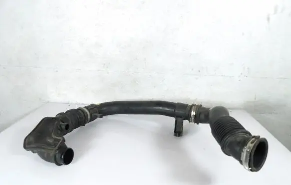 Ford Courier Air intake hose/pipe CV61-6C784-BH