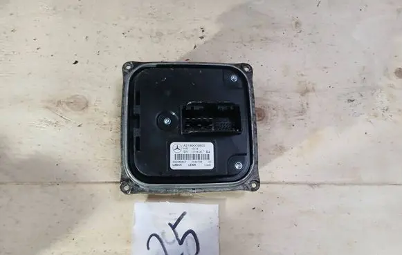 Mercedes-Benz CLS C218 AMG Headlight ballast module Xenon A2189009800