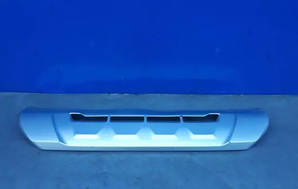 Mitsubishi L200 Front bumper lip 6400J272ZZ