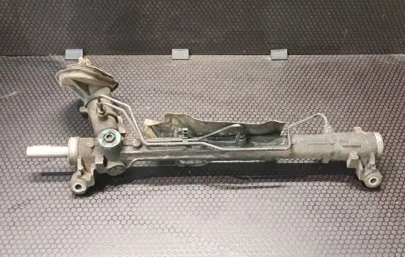 Ford Focus Steering rack 5M513200