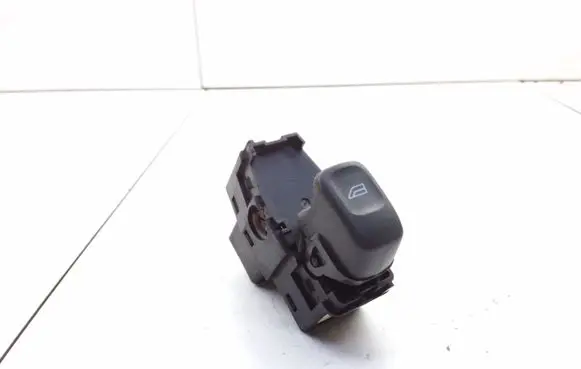 Volvo S60 Electric window control switch 9472275