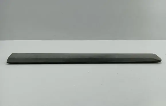 Opel Antara Front door trim (molding) 96660214