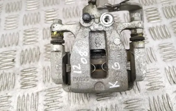Hyundai i20 (BC3 BI3) Rear brake caliper
