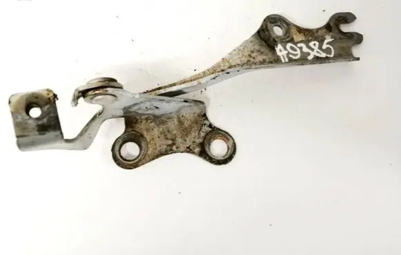 Engine bonnet/hood hinges