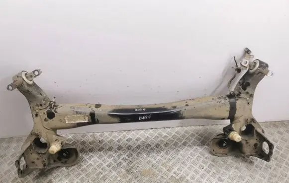 Opel Astra L Rear axle beam 