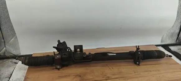 Volvo XC70 Steering rack P8671247