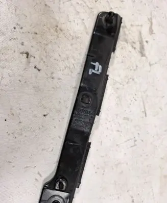 Toyota Corolla Verso AR10 Front bumper mounting bracket 525360F010