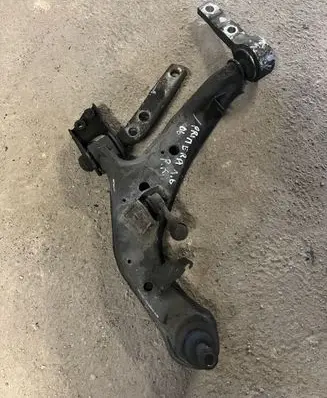 Nissan Primera Front lower control arm/wishbone