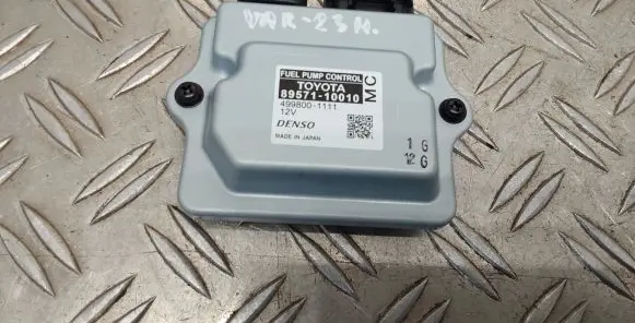 Toyota Yaris XP210 Fuel injection pump control unit/module 8957110010