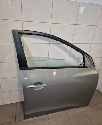 Hyundai ix35 Front door 