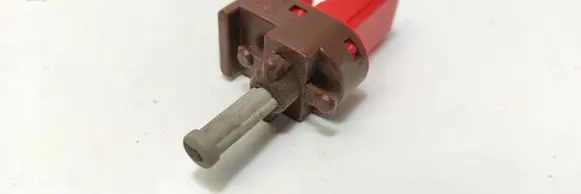 Clutch pedal sensor