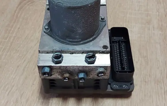 Audi A6 S6 C7 4G ABS Pump 4G0907379F