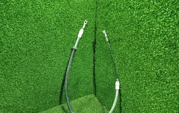 Handbrake/parking brake wiring cable