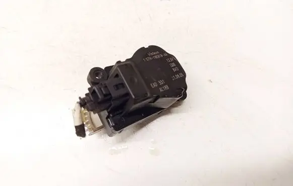 Ford Mondeo Mk III Air flap motor/actuator 1S7H19E616AA