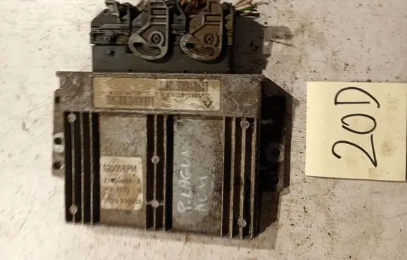 Renault Laguna II Engine control unit/module 8200153832