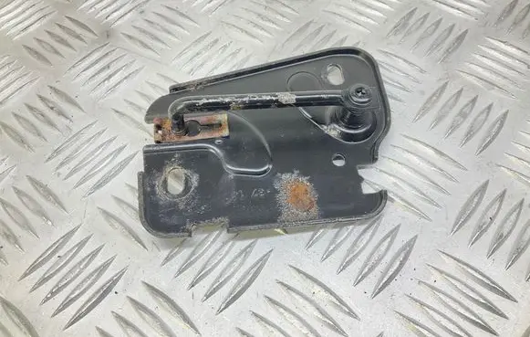 Audi A3 S3 8V Engine bonnet/hood lock/latch loop/hook 8V0823185B